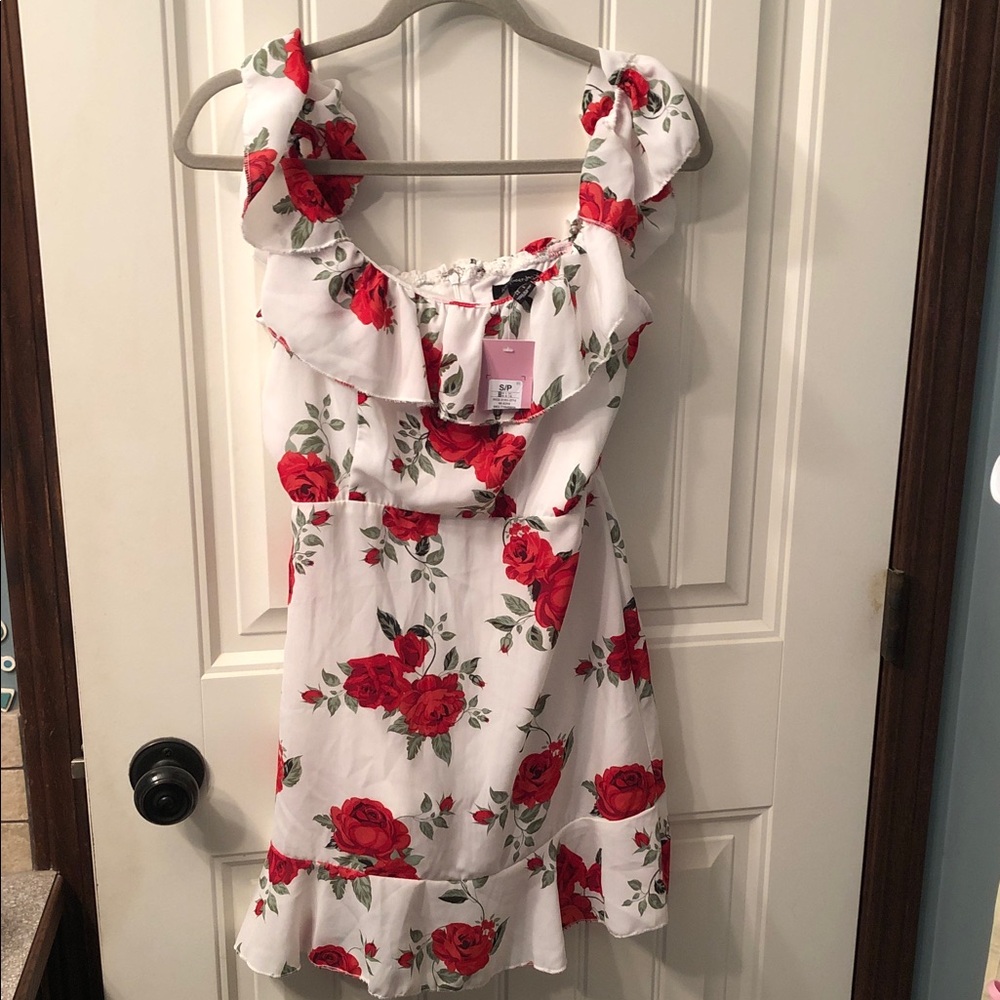 NWT  Size Small